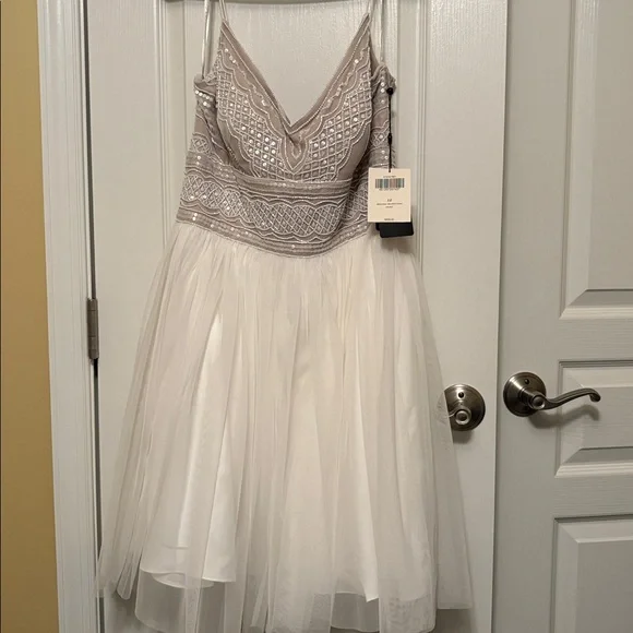 Adrianna Papell Ivory Pearl Beaded Dress NWT